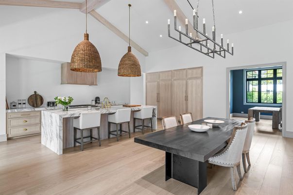 Chandelier, Dining room, Interior, Kitchen, Pendant Lights, Recessed Lighting, Wood Texture Flooring