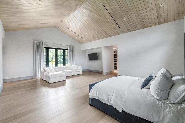 Bedroom, Fireplace, Interior, Recessed Lighting, Wooden Ceilings, Wood Texture Flooring