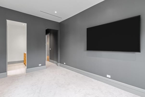 Empty room, Interior, Recessed Lighting