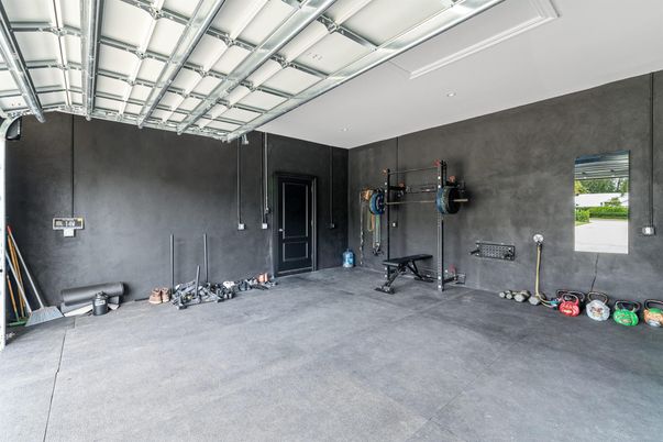 Fitness Equipment, Garage, Interior