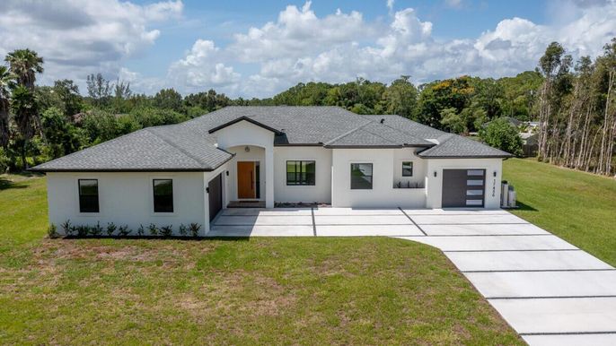 Attached, Backyard, Exterior, Facade, Ranch