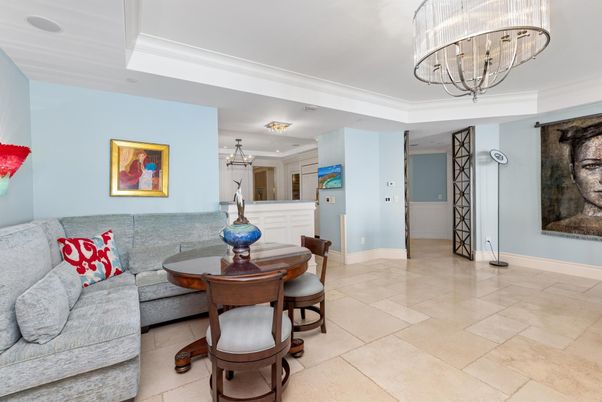 Chandelier, Dining room, Interior, Living room