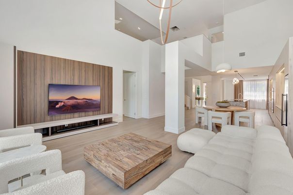 Dining room, Interior, Living room, Pendant Lights, Recessed Lighting, Wood Texture Flooring