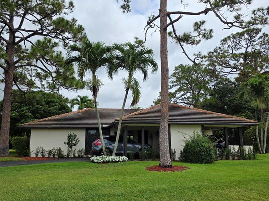 Attached, Backyard, Exterior, Facade, Ranch
