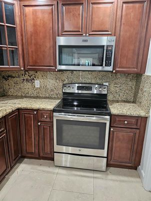 Interior, Kitchen, Stainless Steel Appliances