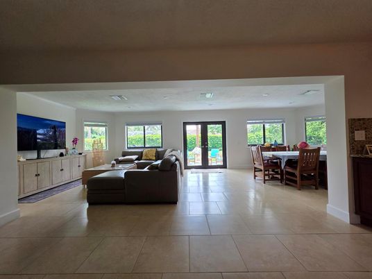 Dining room, Interior, Living room, Recessed Lighting