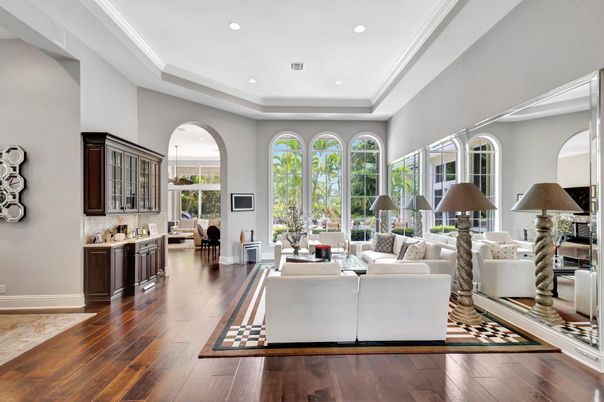 Interior, Living room, Pendant Lights, Recessed Lighting, Wood Texture Flooring