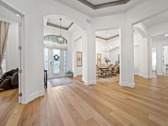 Chandelier, Dining room, Interior, Recessed Lighting, Wood Texture Flooring