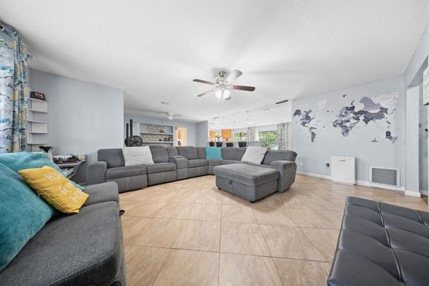Interior, Living room, Pendant Lights