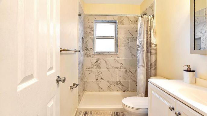 Bathroom, Interior, Marble Walls