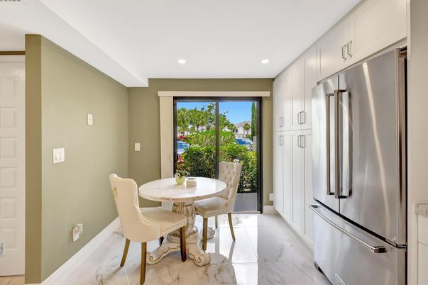 Dining room, Interior, Kitchen, Marble, Recessed Lighting, Stainless Steel Appliances