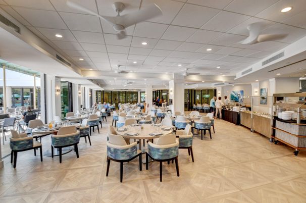 Dining room, Interior, Recessed Lighting