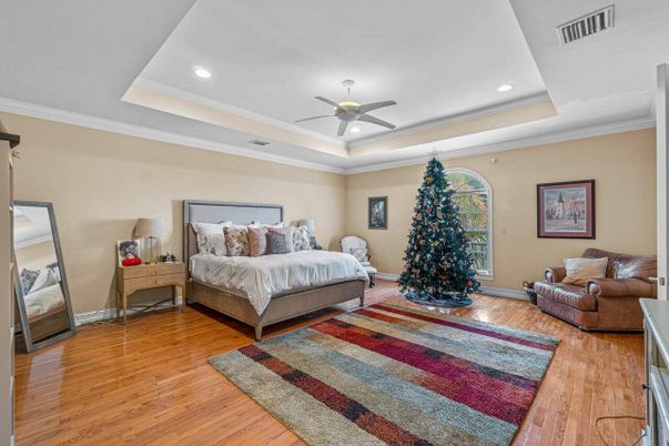 Bedroom, Interior, Recessed Lighting, Wood Texture Flooring