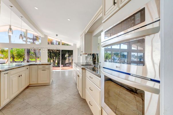 Interior, Kitchen, Pendant Lights, Recessed Lighting
