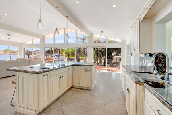 Interior, Kitchen, Pendant Lights, Recessed Lighting, Water