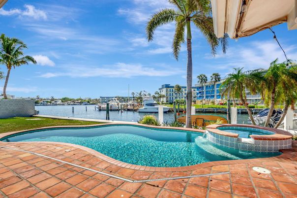 Exterior, Lake, Pool, Water
