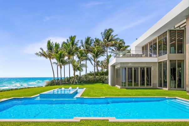 Backyard, Exterior, Pool, Water