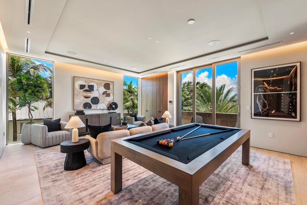 Billiard Table, Game Room, Interior, Living room, Recessed Lighting, Wood Texture Flooring