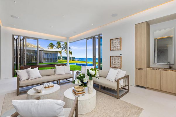 Interior, Living room, Recessed Lighting, Water