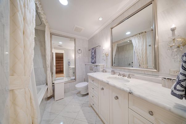 Bathroom, Dual Sink Vanities, Interior, Marble, Recessed Lighting