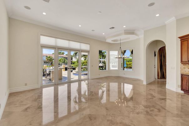 Empty room, Interior, Pendant Lights, Recessed Lighting