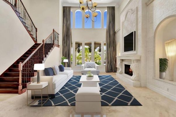 Chandelier, Fireplace, Interior, Living room