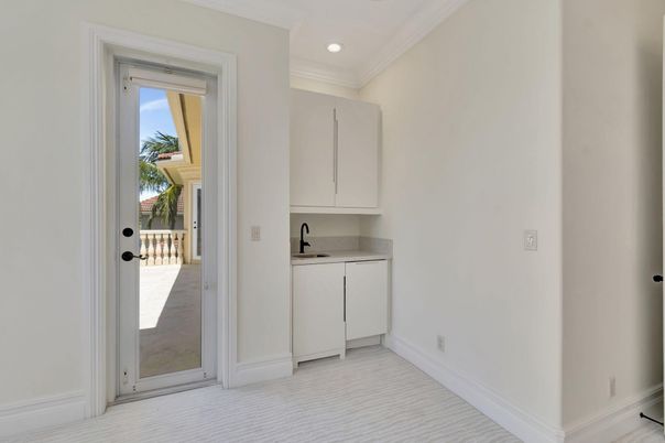 Interior, Recessed Lighting, Washer