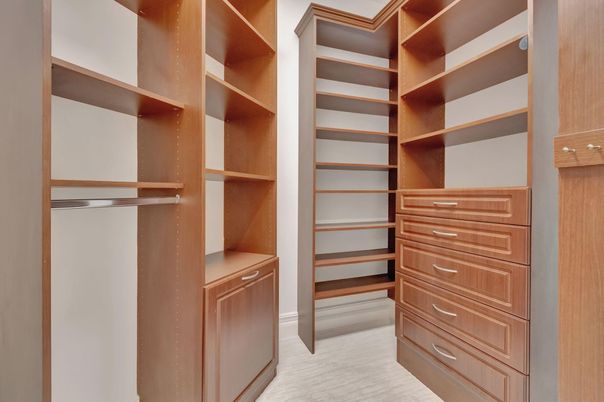 Interior, Walk-in Closets