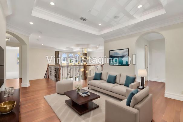 Interior, Living room, Pendant Lights, Recessed Lighting, Wood Texture Flooring