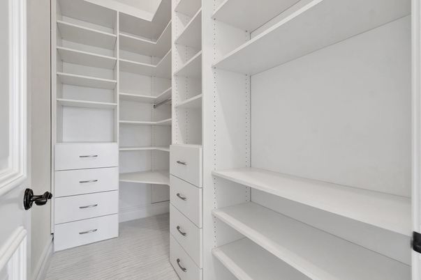 Interior, Walk-in Closets