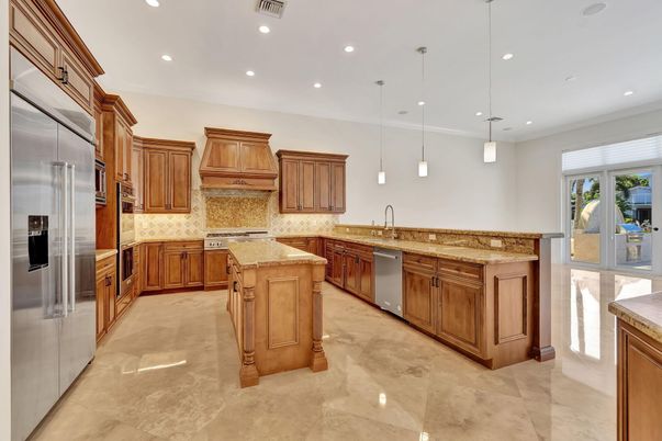 Interior, Kitchen, Pendant Lights, Recessed Lighting, Stainless Steel Appliances