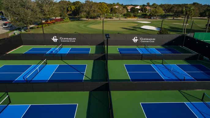 Exterior, Tennis Courts