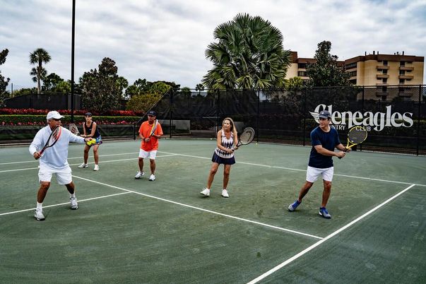 Exterior, Tennis Courts