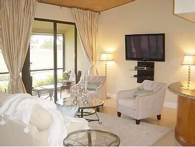 Interior, Living room, Wooden Ceilings