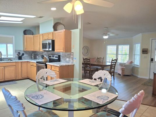 Dining room, Interior, Kitchen, Recessed Lighting, Wood Texture Flooring