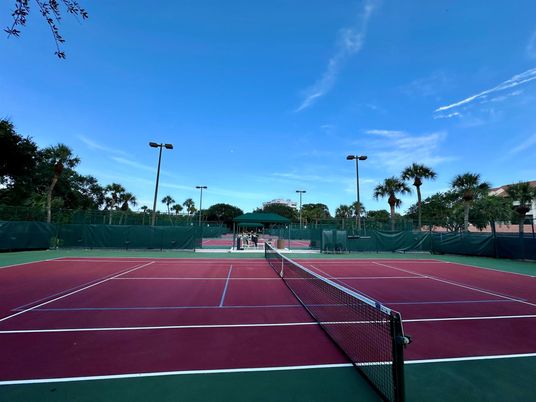 Exterior, Tennis Courts