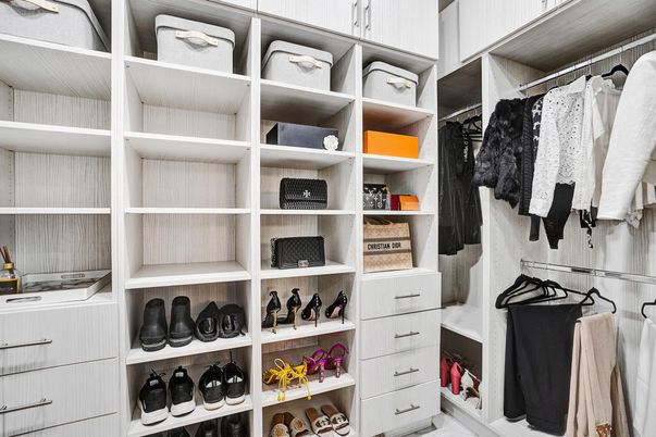 Interior, Walk-in Closets