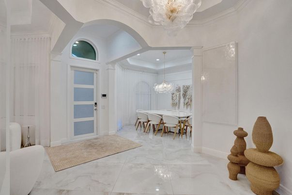 Chandelier, Dining room, Interior, Marble, Recessed Lighting