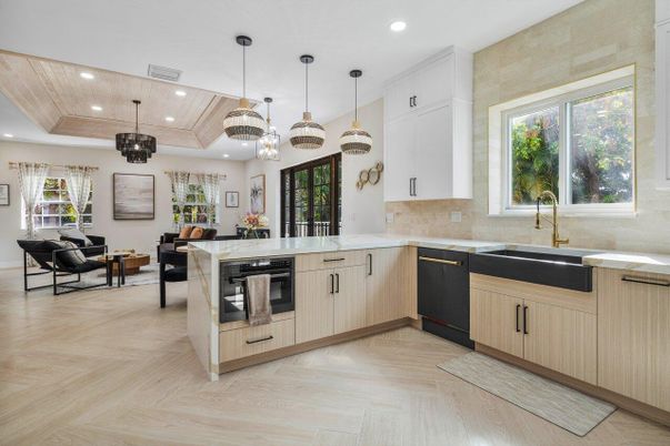 Interior, Kitchen, Living room, Pendant Lights, Recessed Lighting, Wooden Ceilings, Wood Texture Flooring