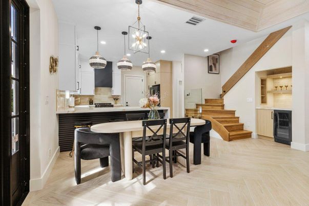 Dining room, Interior, Kitchen, Pendant Lights, Recessed Lighting, Wood Texture Flooring