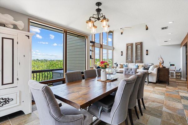 Dining room, Interior, Living room, Pendant Lights, Recessed Lighting