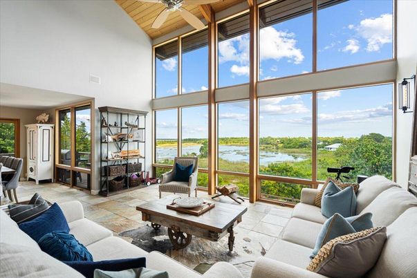 Interior, Living room, Sun Room, Water