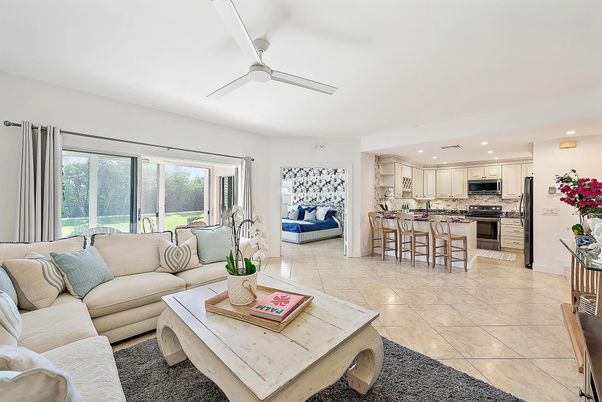 Interior, Kitchen, Living room, Recessed Lighting, Stainless Steel Appliances
