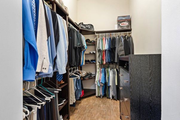 Interior, Walk-in Closets