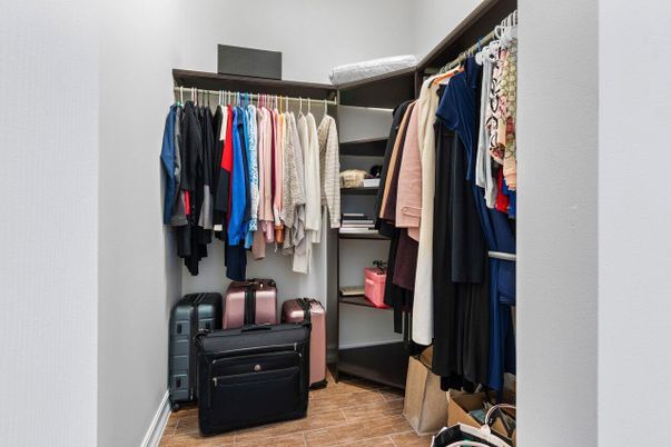 Interior, Walk-in Closets, Wood Texture Flooring