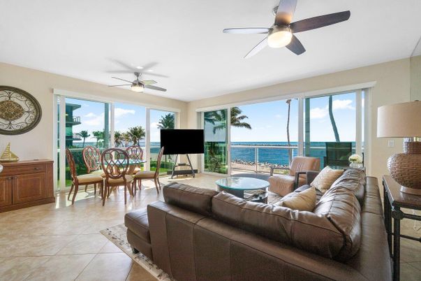 Dining room, Interior, Living room, Water