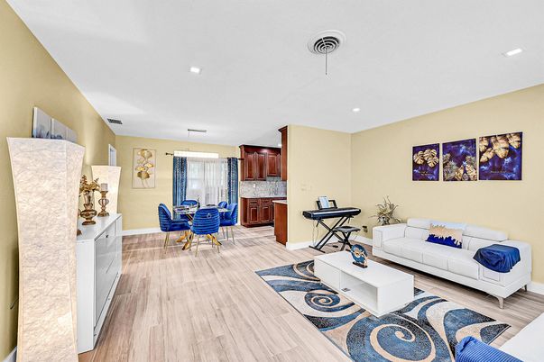 Dining room, Interior, Living room, Pendant Lights, Recessed Lighting, Wood Texture Flooring