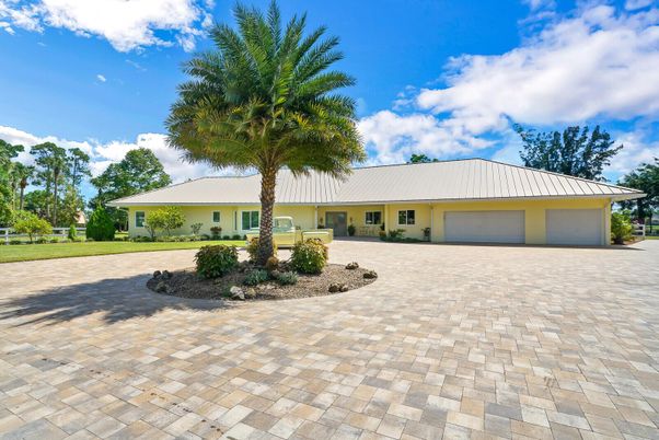 Attached, Backyard, Exterior, Facade, Ranch