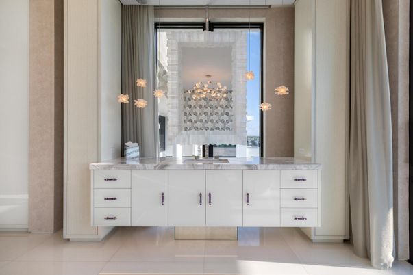 Bathroom, Dual Sink Vanities, Free Standing Baths, Interior, Pendant Lights, Recessed Lighting, Water
