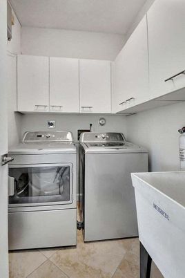 Interior, Washer